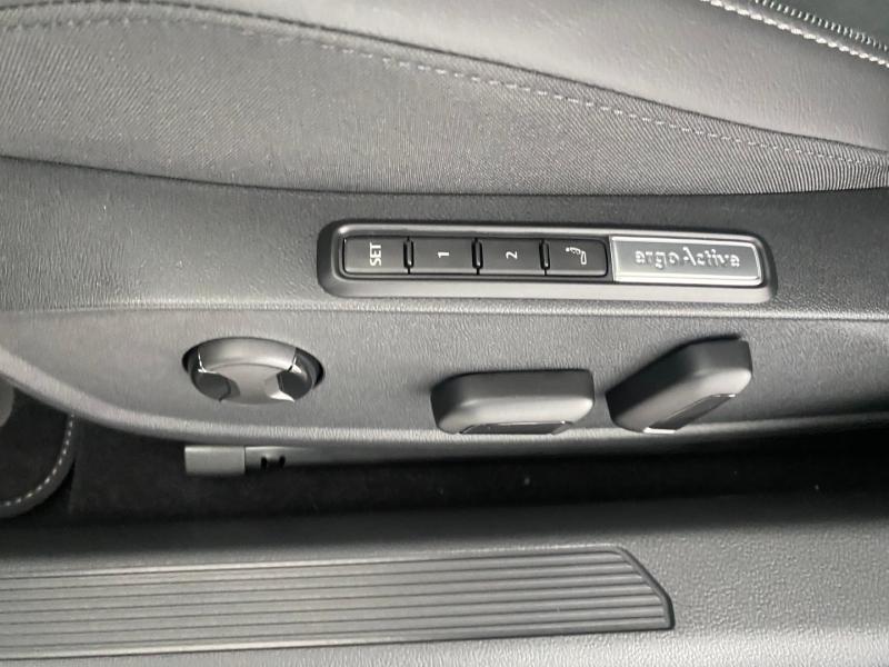 VW Golf Rabbit eHybrid DSG 150 kW