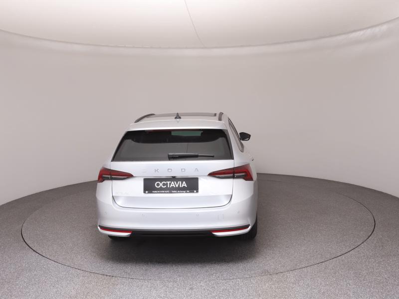 Škoda Octavia Combi Selection TSI
