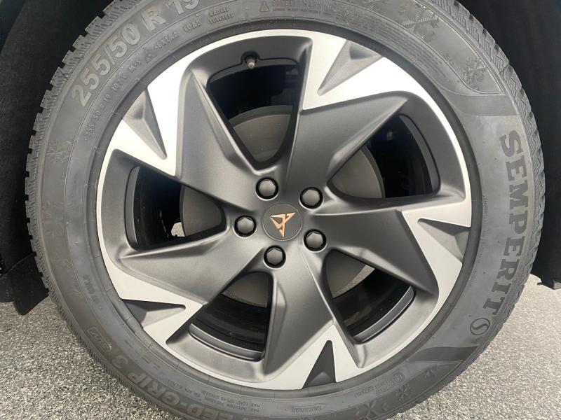 CUPRA Tavascan 210kW/286PS