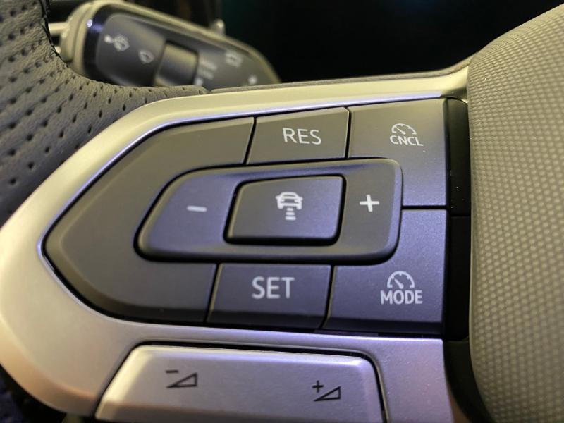 VW Tiguan R-Line TDI 4MOTION DSG