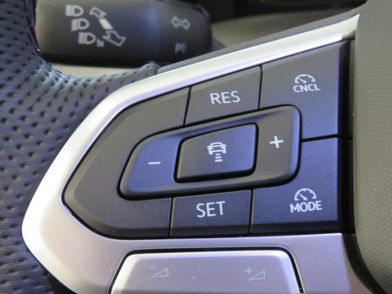 VW Golf Sport TSI