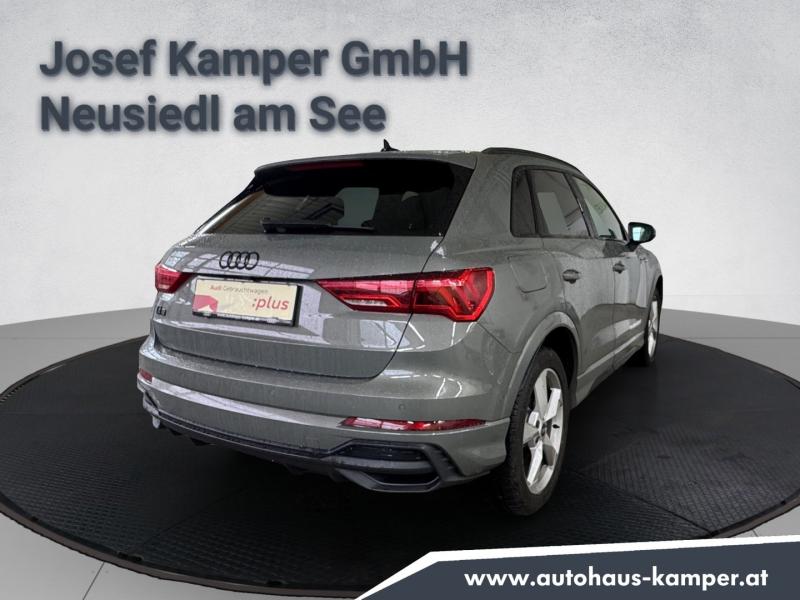 Audi Q3 35 TDI admired