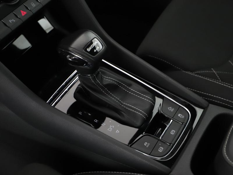 Škoda KAROQ 4x4 SPORTLINE TDI DSG