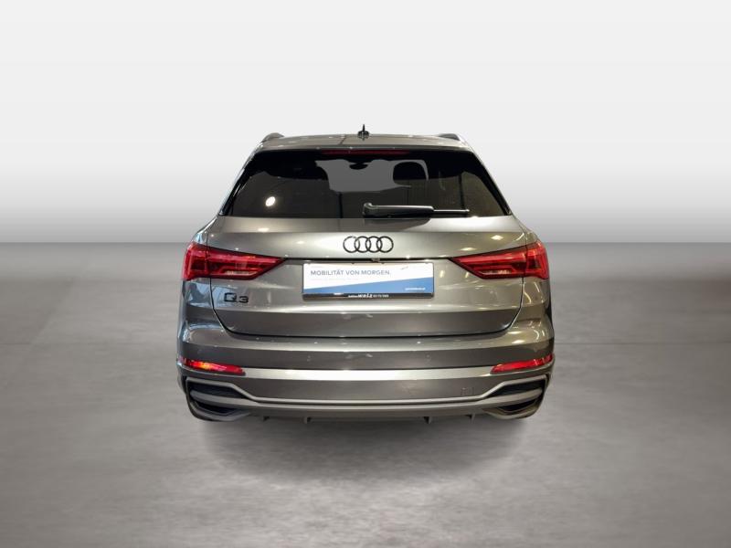 Audi Q3 35 TDI admired