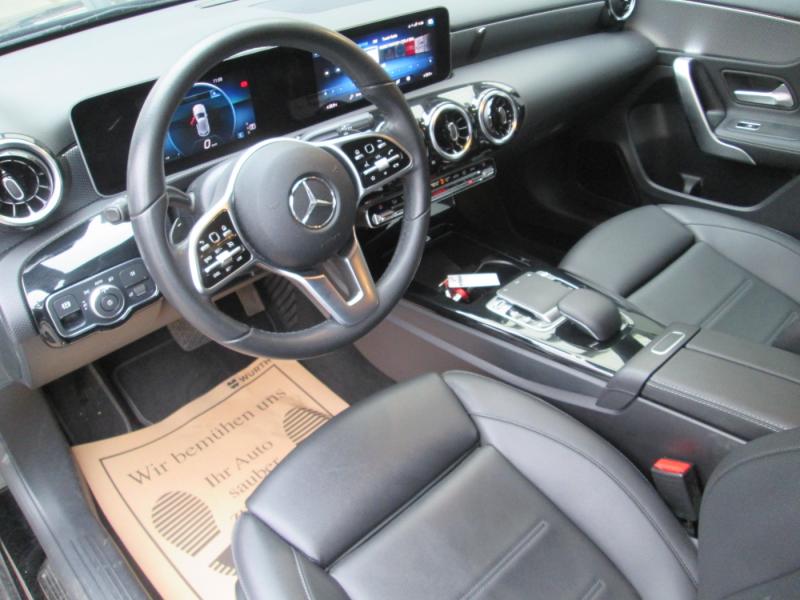 MERCEDES-BENZ A 220 4MATIC Aut.