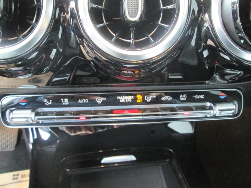 MERCEDES-BENZ A 220 4MATIC Aut.