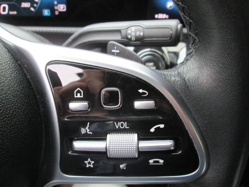 MERCEDES-BENZ A 220 4MATIC Aut.