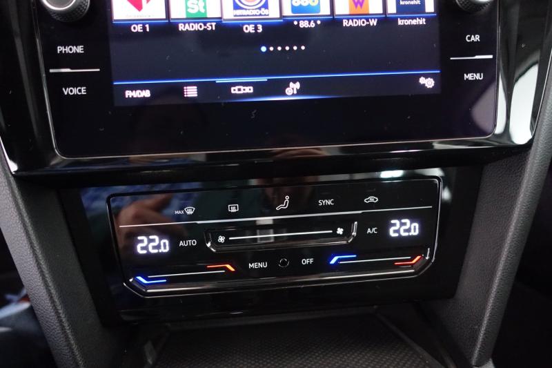 VW Passat Variant Business TDI 4MOTION DSG