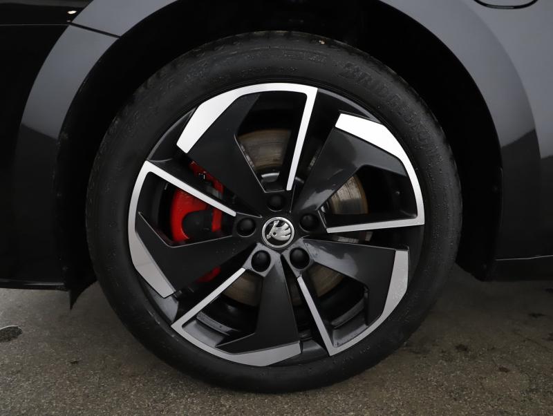 Škoda OCTAVIA Combi RS iV 245 DSG