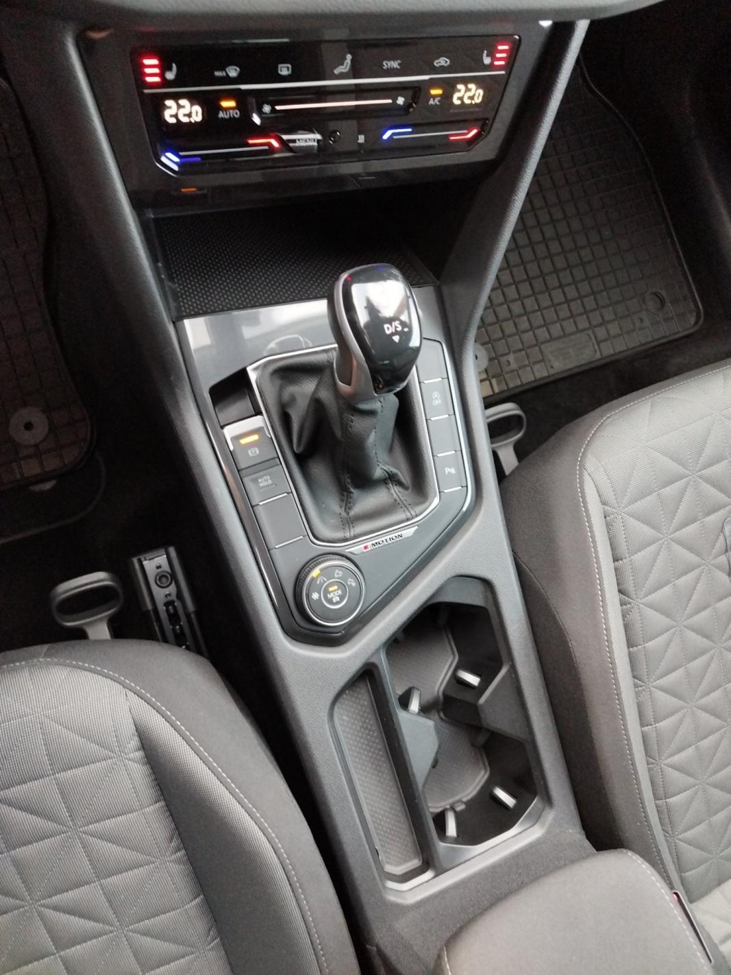 VW Tiguan Life TDI 4MOTION DSG