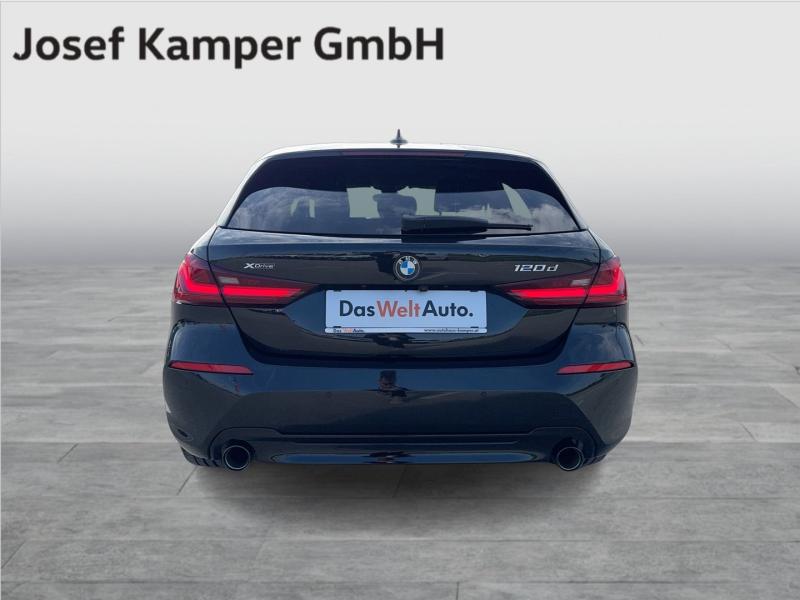 BMW 1 Lim. 120d xDrive Advantage