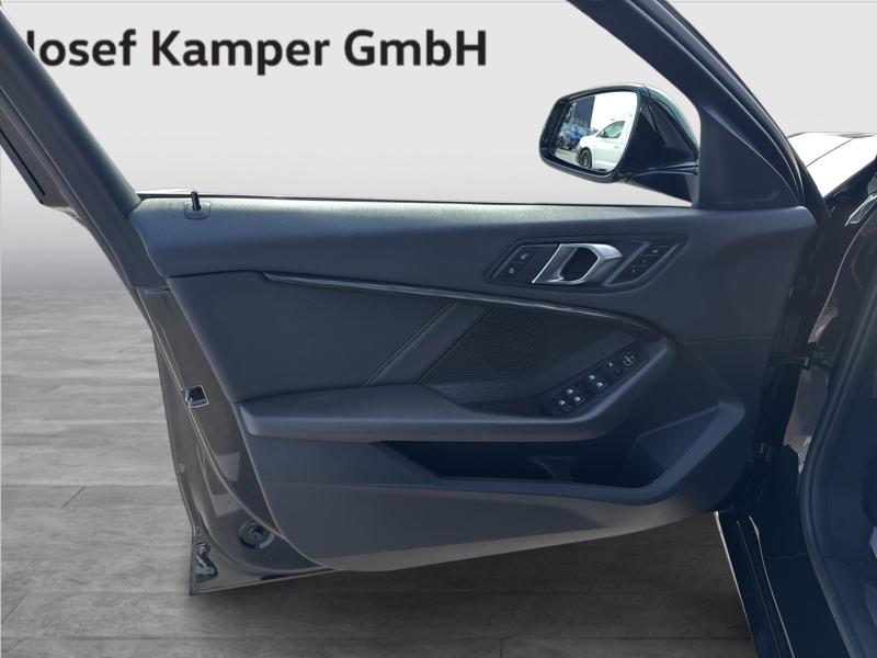 BMW 1 Lim. 120d xDrive Advantage