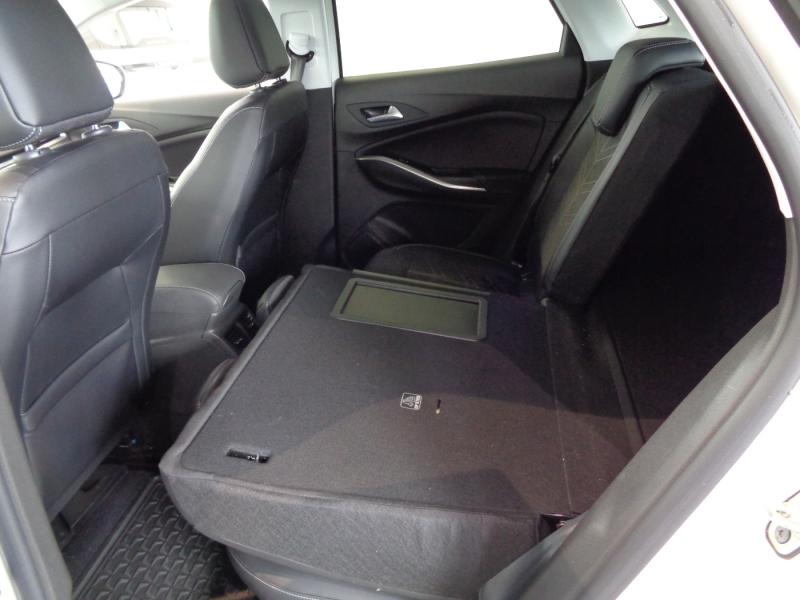 Opel GRANDLAND ULT 1.5 S/S AT8 130P