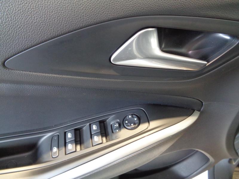 Opel GRANDLAND ULT 1.5 S/S AT8 130P