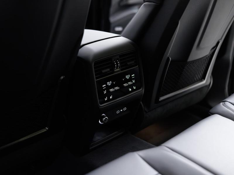 Porsche Cayenne S E-Hybrid Black Edition