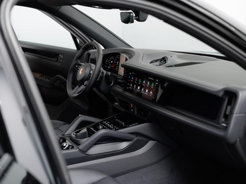 Porsche Cayenne S E-Hybrid Black Edition