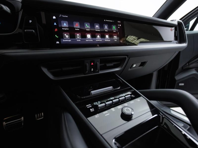 Porsche Cayenne S E-Hybrid Black Edition