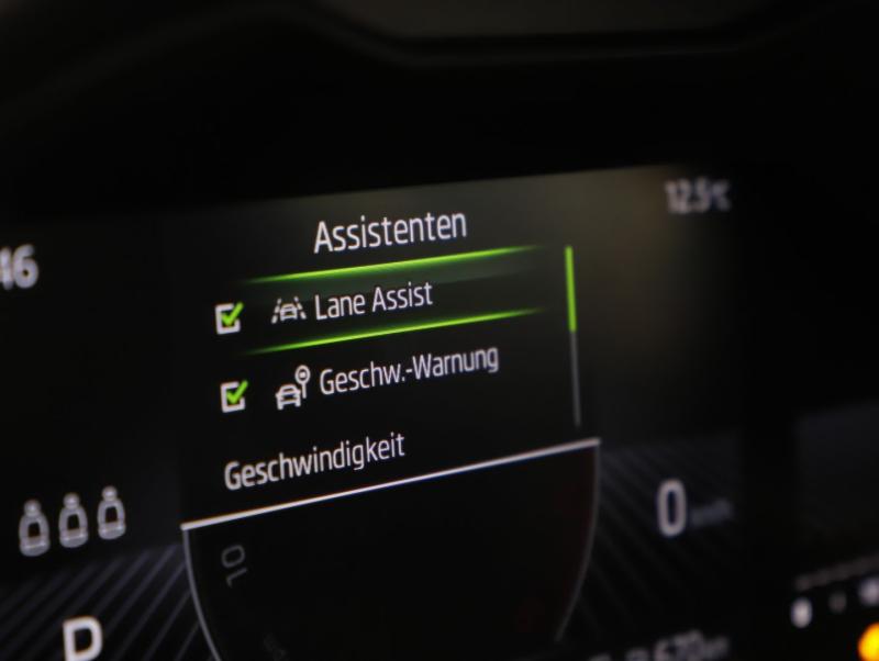 Škoda Kamiq Essence TSI DSG