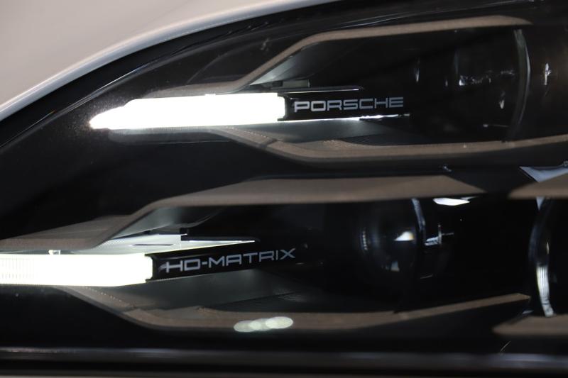 Porsche Taycan 4S Cross Turismo