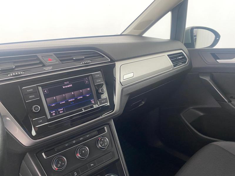 VW Touran TDI SCR 5-Sitzer