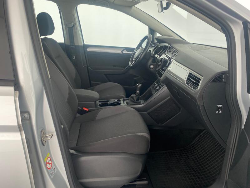 VW Touran TDI SCR 5-Sitzer