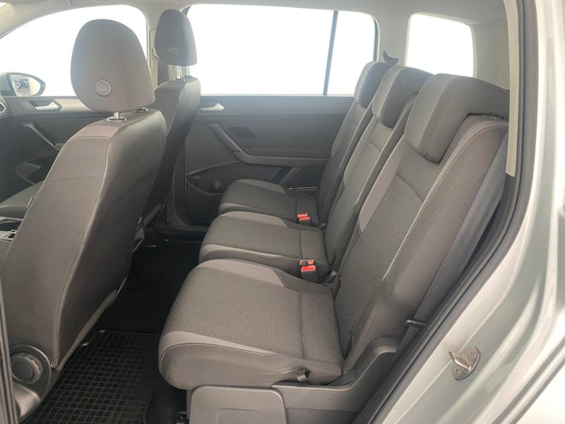 VW Touran TDI SCR 5-Sitzer