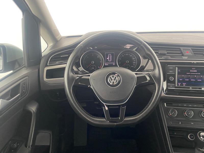 VW Touran TDI SCR 5-Sitzer