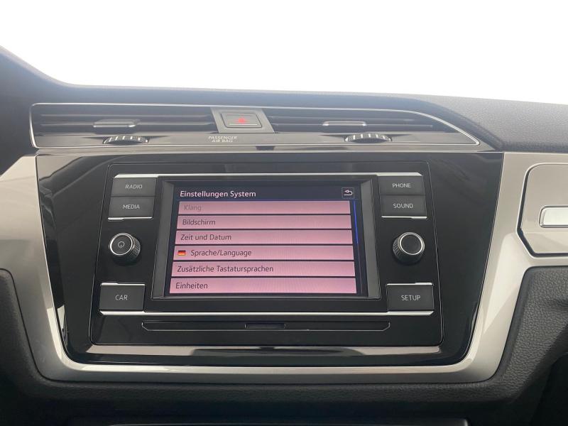 VW Touran TDI SCR 5-Sitzer