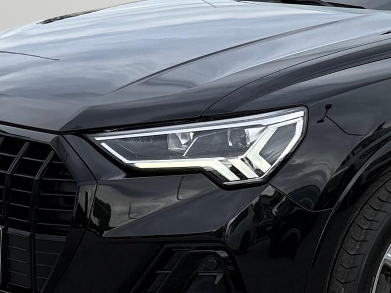 Audi Q3 35 TDI S line