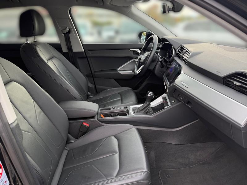 Audi Q3 35 TDI S line