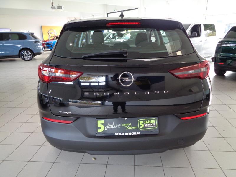 Opel GRANDLAND BED 1.5 S/S AT8 130P