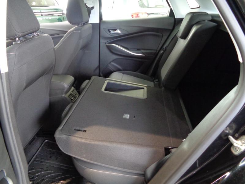 Opel GRANDLAND BED 1.5 S/S AT8 130P