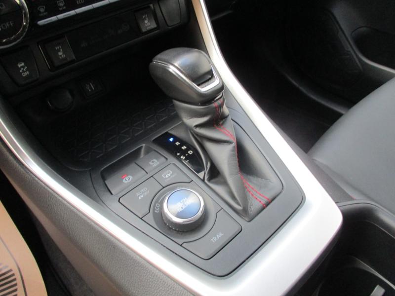 Suzuki ACROSS FLASH 2.5 PHEV 185PS