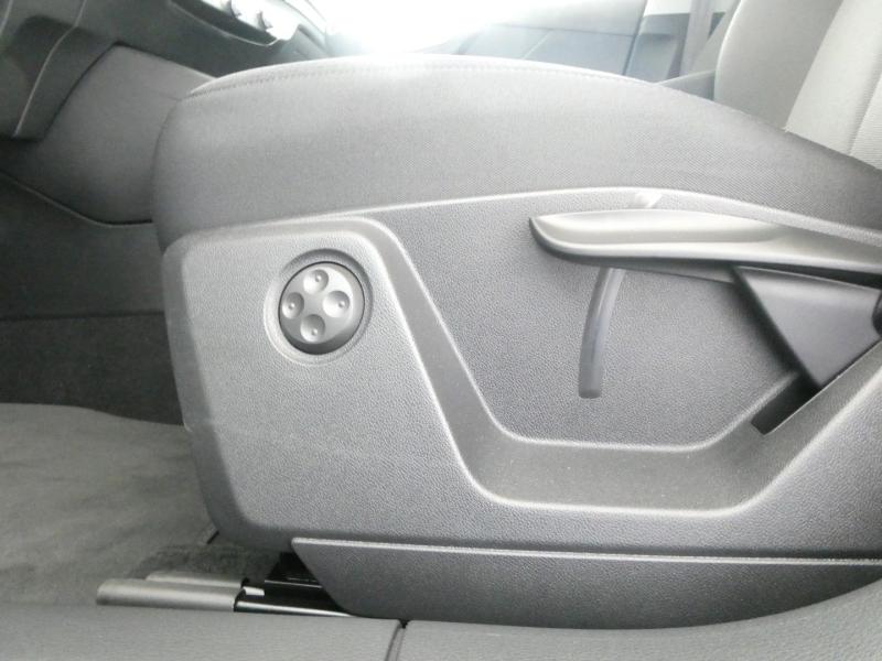 Audi Q2 30 TFSI admired