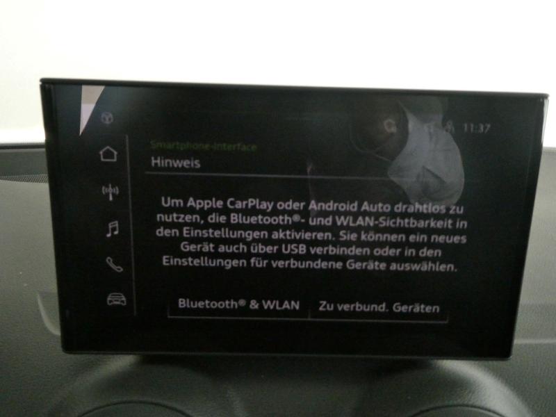 Audi Q2 30 TFSI admired