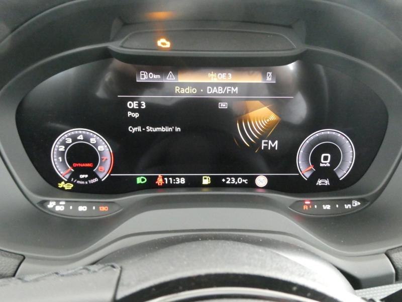 Audi Q2 30 TFSI admired