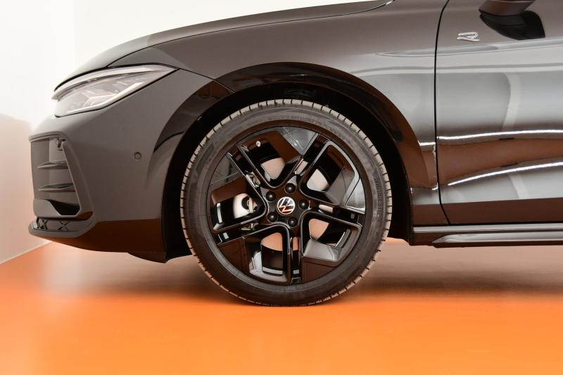 VW Passat Variant R-Line TDI DSG