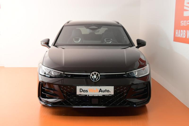 VW Passat Variant R-Line TDI DSG