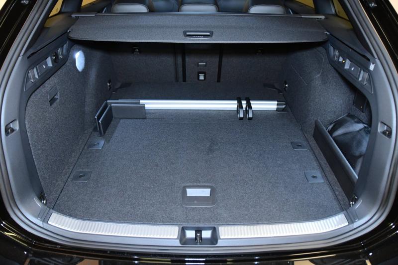 VW Passat Variant R-Line TDI DSG