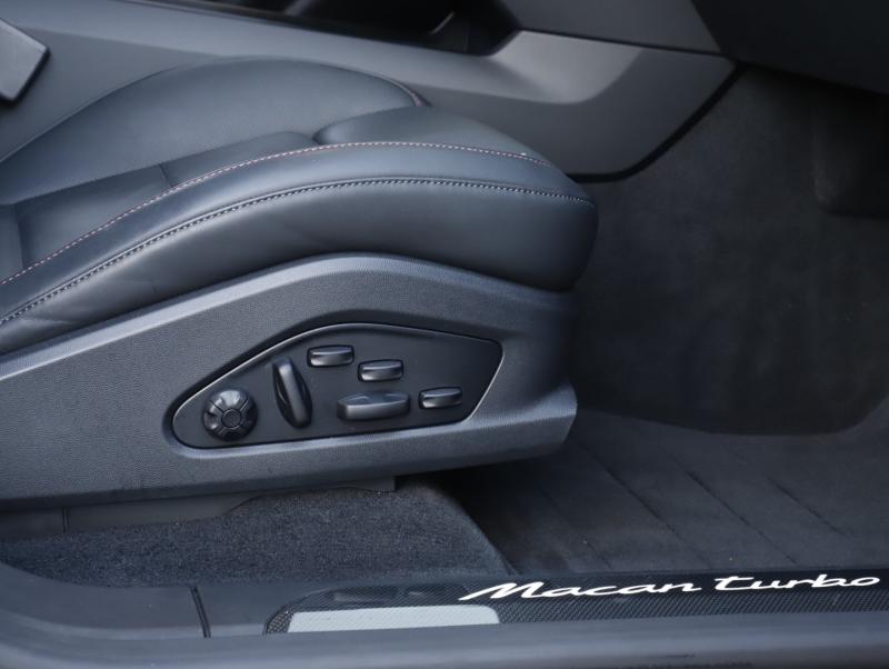 Porsche Macan Turbo