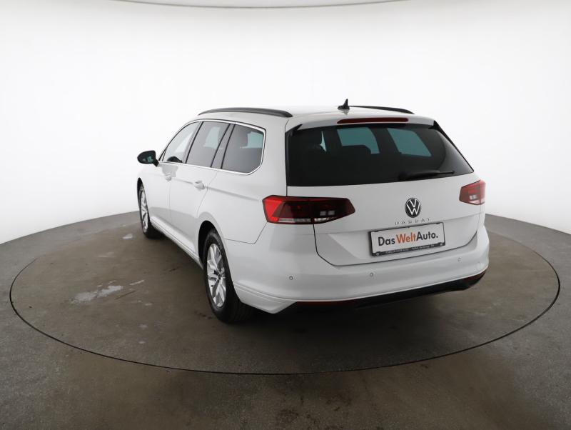 VW Passat Variant Business TDI DSG