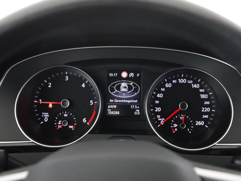 VW Passat Variant Business TDI DSG