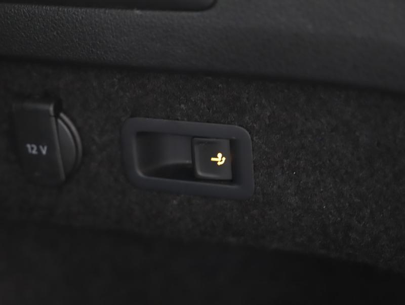 VW Passat Variant Business TDI DSG