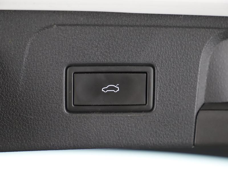 VW Passat Variant Business TDI DSG