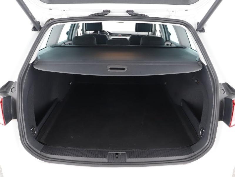 VW Passat Variant Business TDI DSG