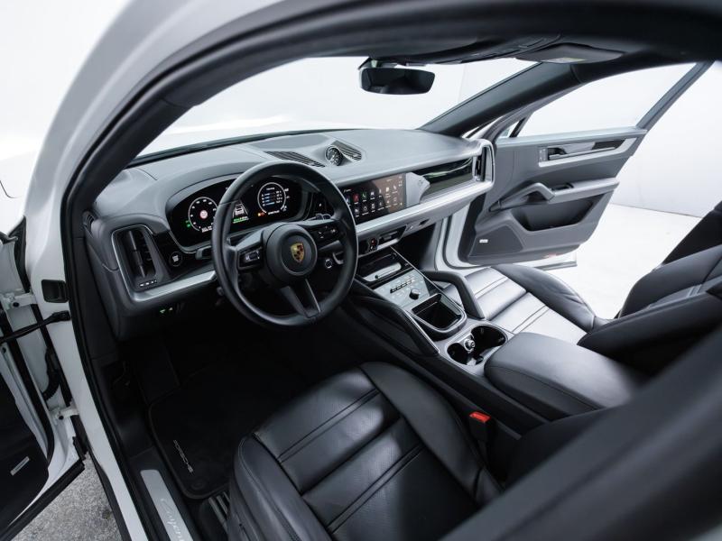 Porsche Cayenne E-Hybrid Coupé