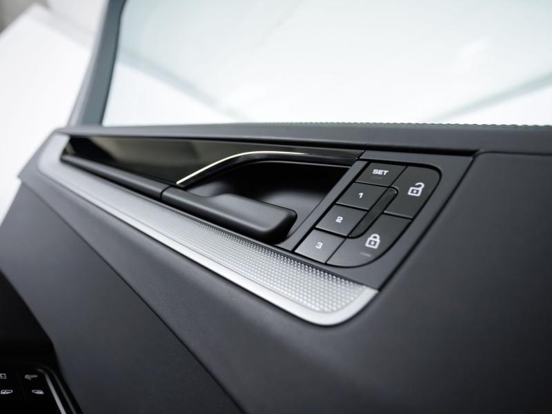 Porsche Cayenne E-Hybrid Coupé