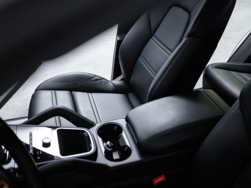 Porsche Cayenne E-Hybrid Coupé