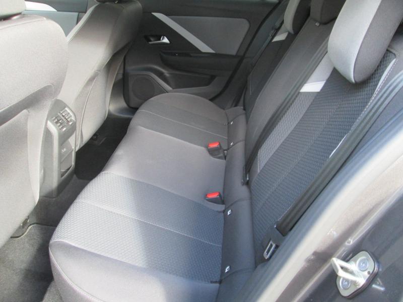 Opel ASTRA L 5T BED 1.2 S/S 6G 110P