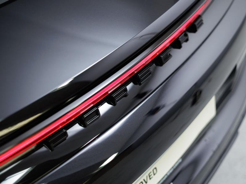 Porsche Panamera 4 E-Hybrid